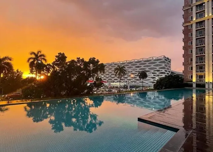 Staycation By The Bay Hotel