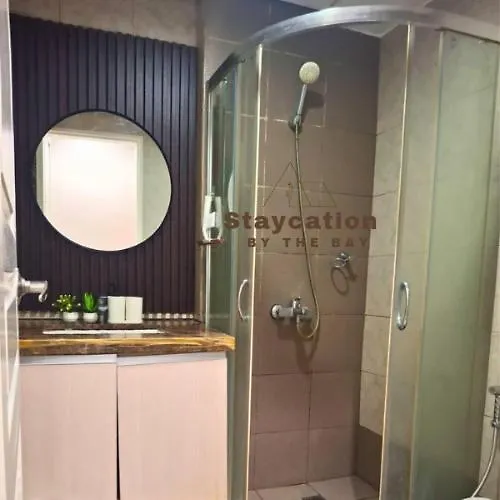 Staycation By The Bay Hotel 5*