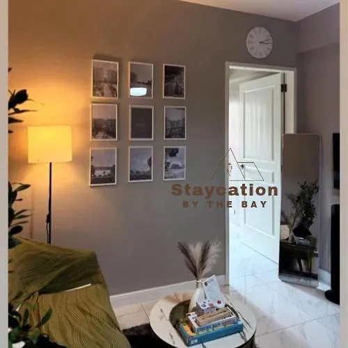 Staycation By The Bay Hotel