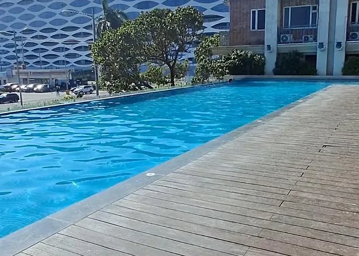 Staycation By The Bay Hotel Manila