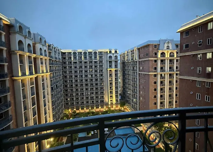 Staycation By The Bay 5* Manila